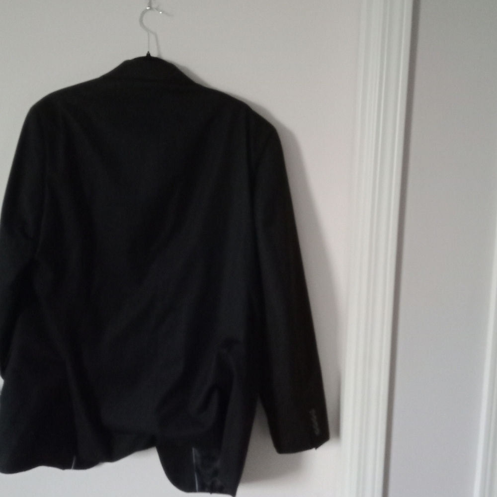 Suit jacket - Picture 3 of 6